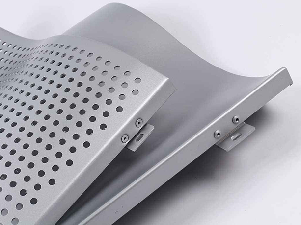 铝单板的生产与安装：高效与环保的完美结合