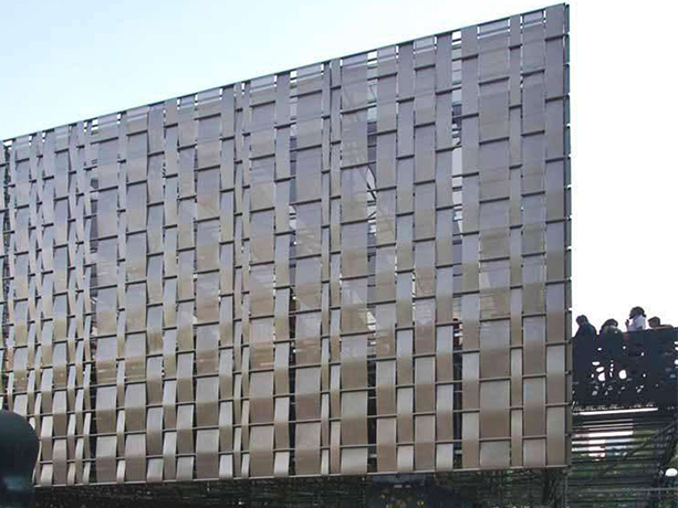 铝单板：绿色环保建筑材料的明星